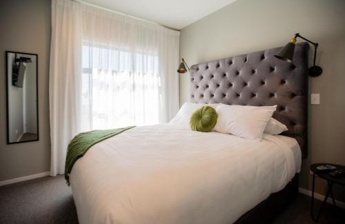 Fitzroy Apartment | The Residence Apartment 3 50 Sky