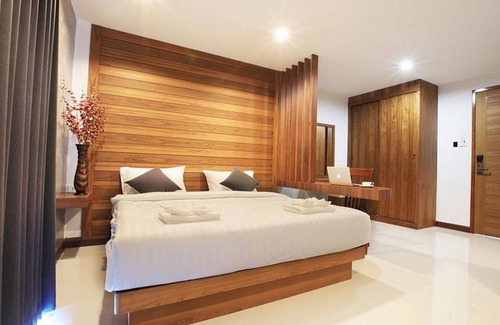 Kho Hong Hotel | The Restique Apartment