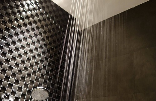 Khao Takiab Hotel | The Restro