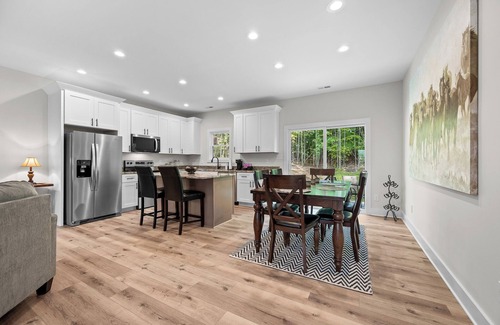 Lynchburg House | The Retreat at English Tavern - Liberty Univ 2 mi/LYH Airport 1 mi