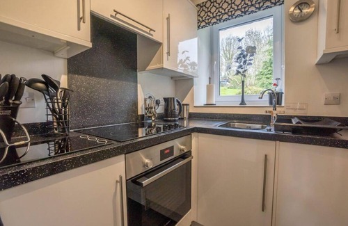 Windermere Apartment | The Retreat, steps from amenities, short walk from Lake Windermere. Eco Friendly