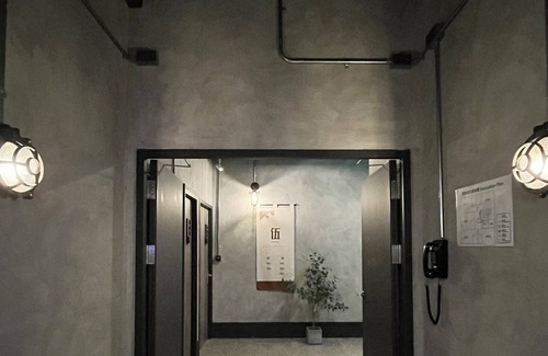 West Central District House | the Retro Tai-Pan