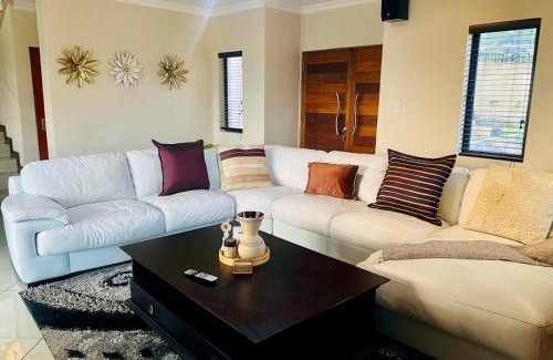 White River House | The Ridge At Mountain View Vacation Home