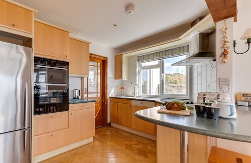 Polruan House | The Ridge - Four Bedroom House, Sleeps 8