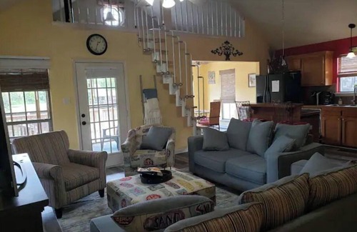 Maurepas House | The River House "Vacation like a Cajun!"
