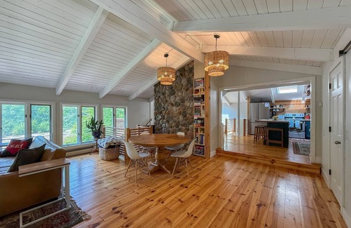 Birchview by the Saco Cabin | The Riverglass | Saco River Oasis, Hot Tub, Views