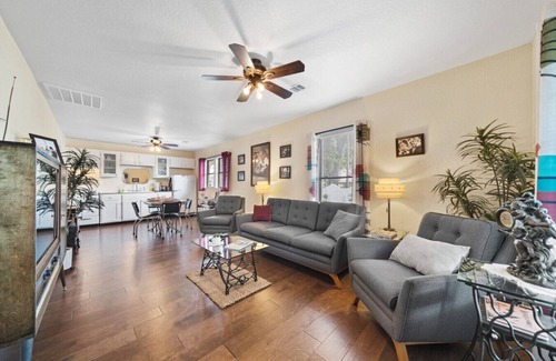 Russellville Apartment | The Riverside Cottage