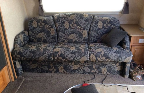 Cloyne House | The Rockwood - 26' RV/trailer