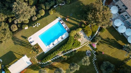 Albisano House | The Romantic Dependance in Luxury Villa