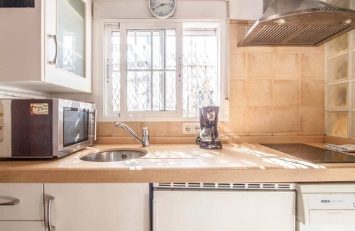 San Bartolome Apartment | The roof of Sevilla- Chic penthouse -Giralda Views