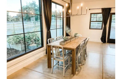 Loomis House | The Rowley Ranch - 4bd/2.5ba Country Dream Home