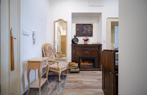 Kosice Old Town Apartment | The Royal Hlavna Balcony Apartment Parking