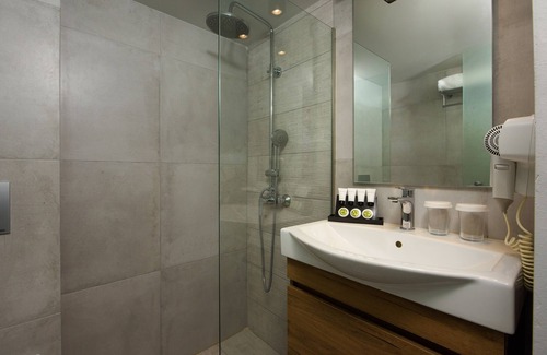 Kanoni Hotel | The Royal Hotel