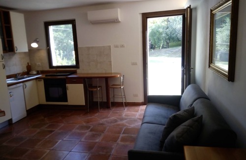 Monterubbiano Apartment | The saddlery, two-room apartment.