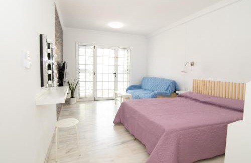 Castillo del Romeral House | The Safe Point Suites Castillo