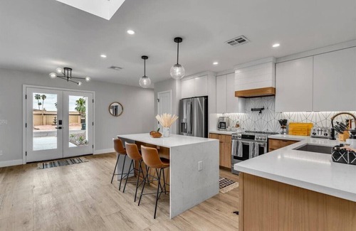 Raskin Estates House | 🌵The Saguaro Sanctuary! Relaxing Retreat with Heated Pool! 🌵With Casita!