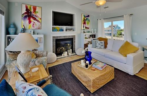 Surf City House | The Salty Spot