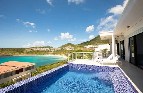 Indigo Bay Apartment | The Sanctuary Oceanfront 3 BDR