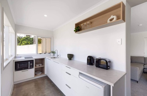 Mount Maunganui House | The Sand Castle - Mt Maunganui Beach