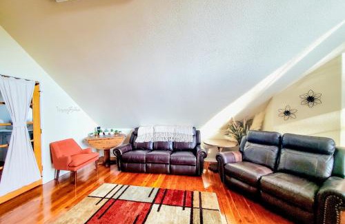 Cave Junction House | The Sasquatch Loft