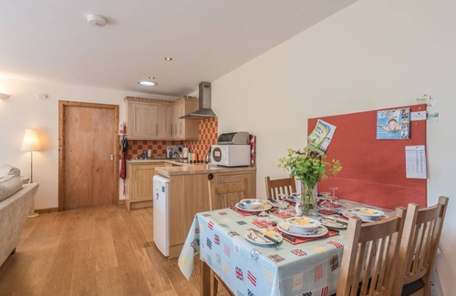 Bishops Castle Cottage | The Schoolhouse Brewhouse