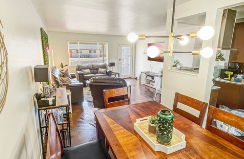 Southwest Village House | The SCOTT on 2nd - Prime Old Town Scottsdale Home. Pet Friendly.