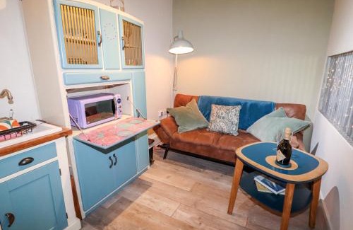 Holmfirth House | The Shearer's Hut