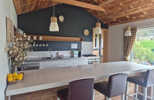 Clarence House | The Shearers Quarters - Kaikoura Holiday Home