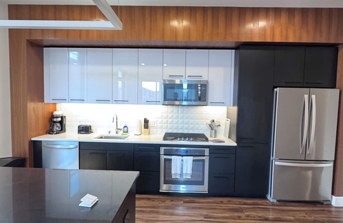 East Village Apartment | The Shift: Cozy 1BR Apartment with WiFi & AC in Downtown San Diego