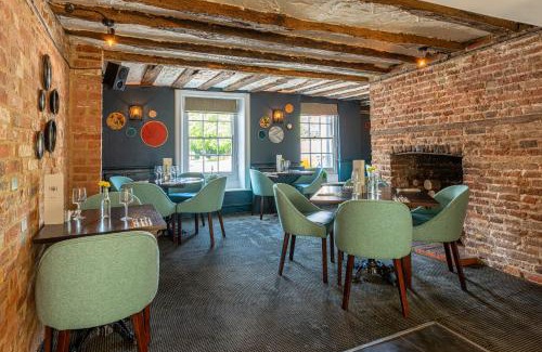New Romney Bed & Breakfast | The Ship Hotel