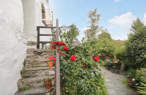 Penny Bridge House | The Shippen