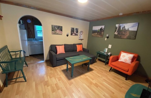 Nevada City Apartment | The Single-track Suite