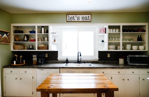 Ironwood House | The SISU Shack - 4BR Trailside Stay