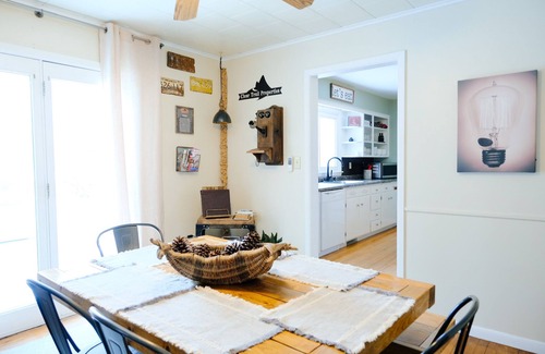 Ironwood House | The SISU Shack - 4BR Trailside Stay