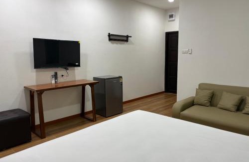 Lop Buri Apartment | The Six Resort Lopburi