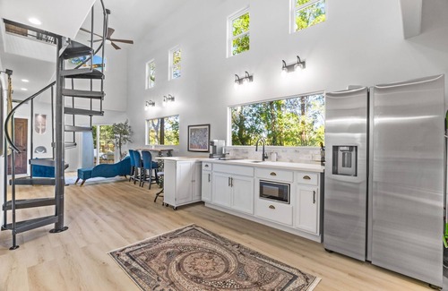 Paige Cabin | The Sky Castle | 3 Beds 2 Baths