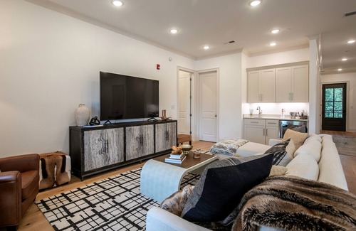 Oxford Condo | The SLOhouse, Discounted rate for LSU game day!