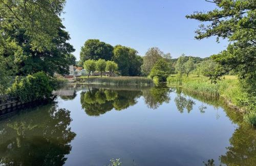 Stratford Saint Mary House | The Snug Cottage