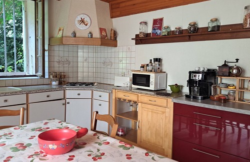 Carla-de-Roquefort House | The Song of the River – Exceptional and Unique Setting!