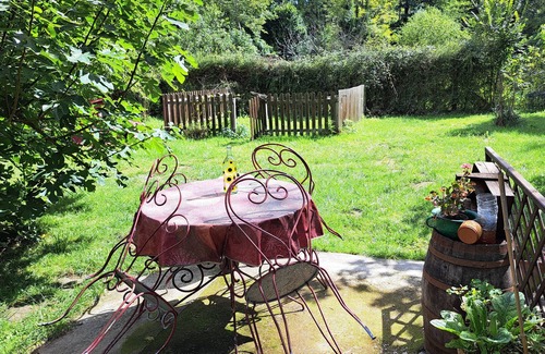 Carla-de-Roquefort House | The Song of the River – Exceptional and Unique Setting!