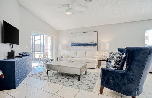 Lake Berkley House | The Sparkling Sapphire