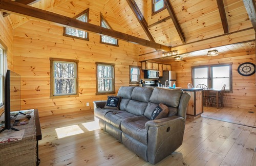 Carbon Hill Cabin | The Speakeasy Cabin On 40 Acres