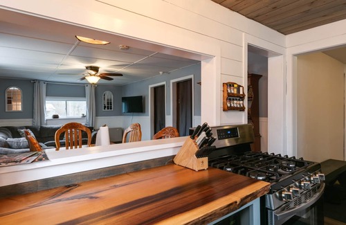 Gaines House | The Spike Camp-ATV Accessible, Close to PA Canyon