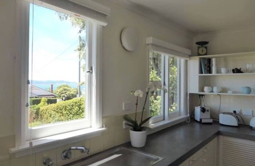 Dynnyrne House | The Stables Cosy and Convenient Above River Derwent