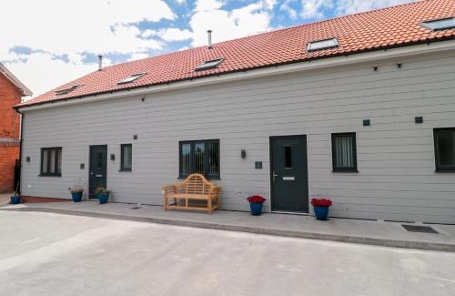 Highbridge House | The Stables