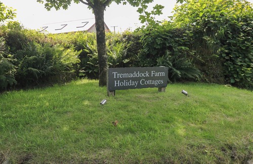 St. Neot Cottage | The Stables