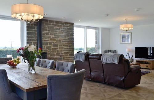 Montrose House | The Steading