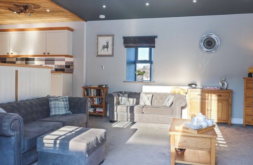 Newbridge Cottage | THE STEADING, pet friendly, luxury holiday cottage in Dumfries