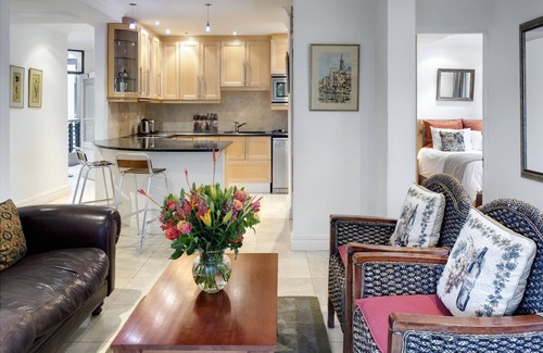 Stellenbosch Central Hotel | The Stellenbosch Hotel