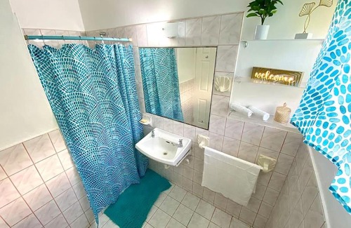 Sunset Crest Apartment | The Sugarcane Suite